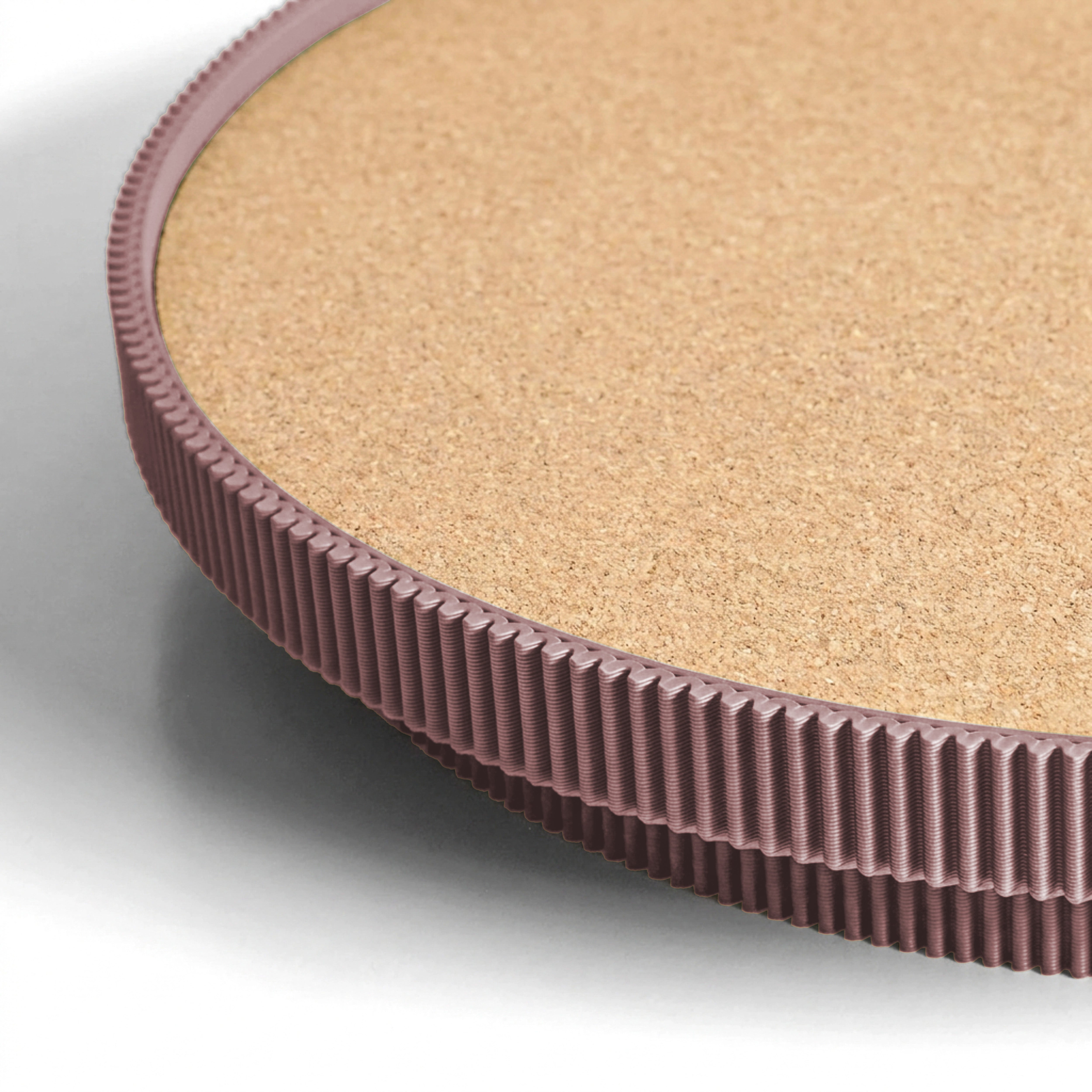 Detail der Korkoberfläche und des gerippten Rands vom runden Deko-Tablett aus dem 3D Druck #farbe_aschlila