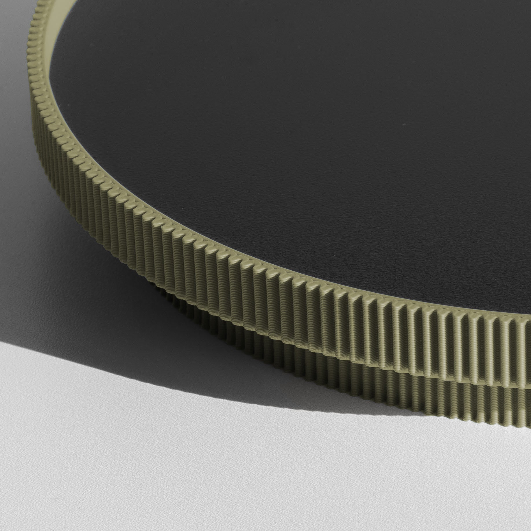 Detail des gerippten Rands vom olivgrün Deko-Tablett in Schwarz aus dem 3D Druck #ringfarbe_olivgrün